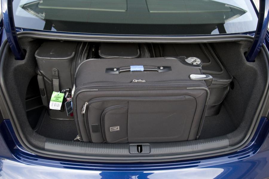 Багажник Audi A3 Sedan 2.0T Quattro (8V) 2014 года  (NA) (фото 24 из 88)